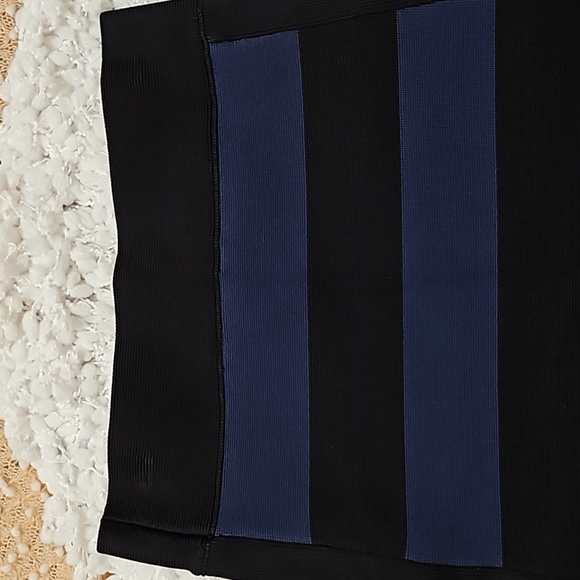 BCBGMaxAzria Skirt - Picture 10 of 13